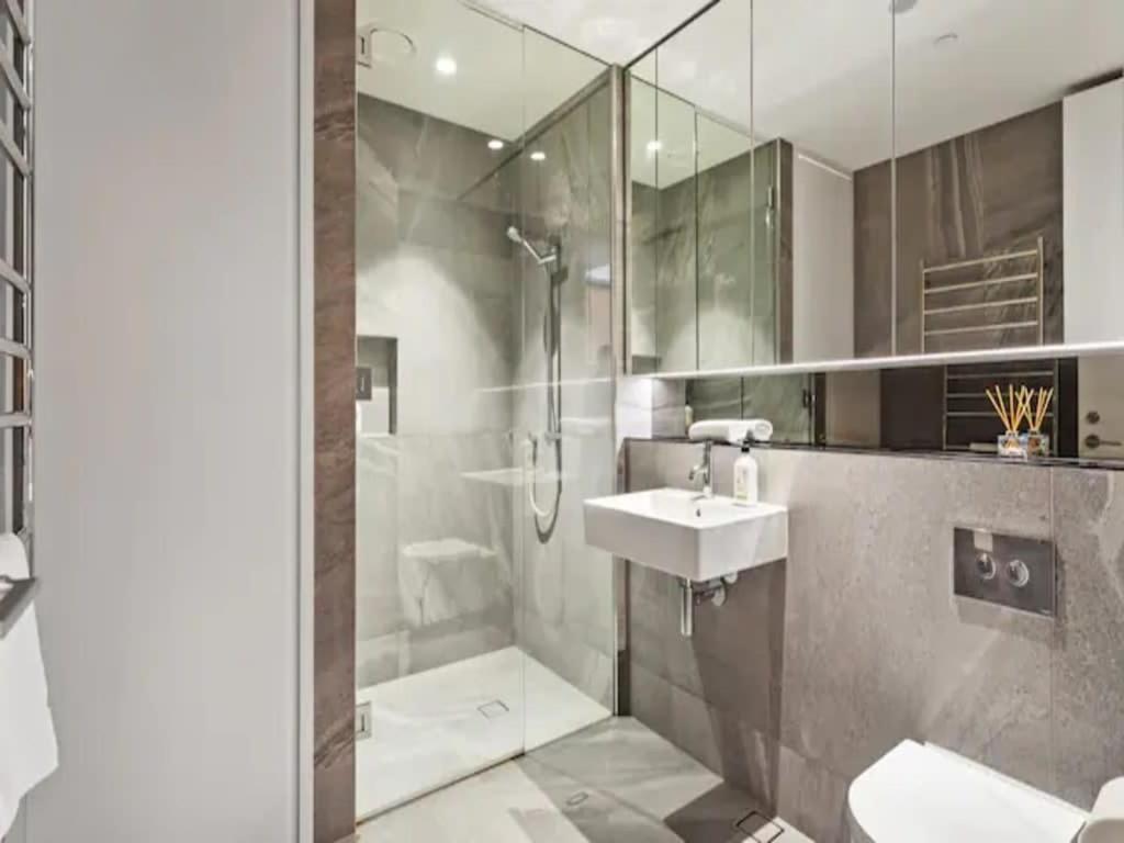Modern One Bedroom Apartment In Wynyard Quarter 오클랜드 외부 사진